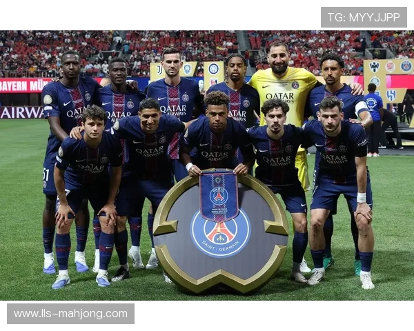 巴黎圣日耳曼包揽六项冠军，成继巴萨拜仁后足坛第三支达成此成就球队