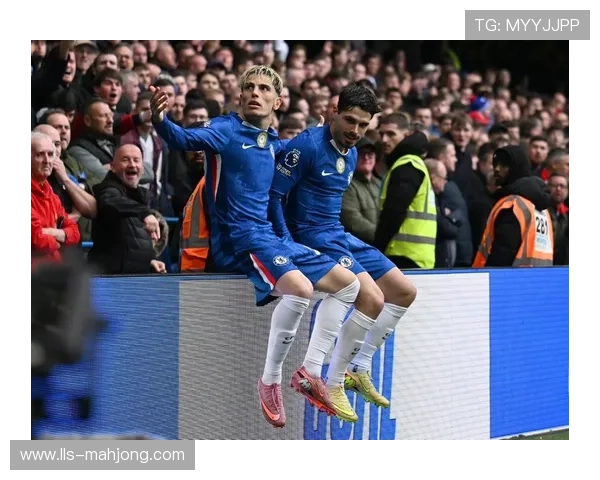 库库雷利亚染红切尔西10人应战，富勒姆补时绝杀逆转