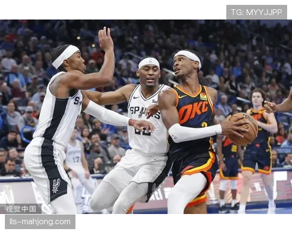 马刺三杀雷霆战术解析，文班亚马护筐成取胜之钥