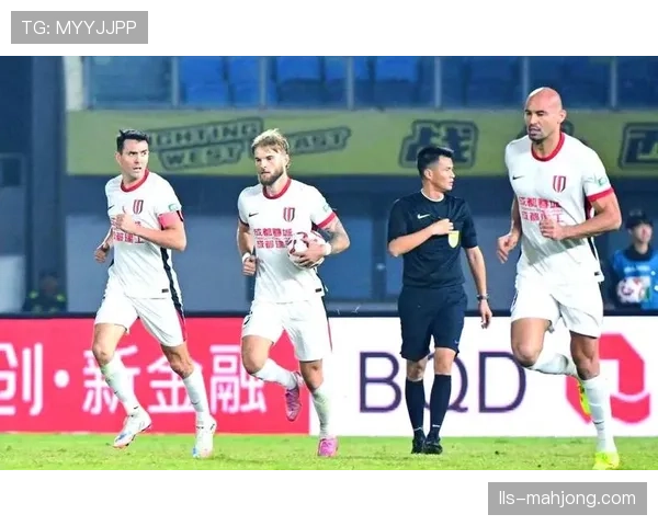 联赛进入最后十轮,冠军、欧战与保级三大悬念持续 联赛进入最后十轮,冠军、欧战与保级三大悬念持续